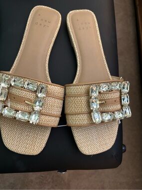 A New Day Beige Straw Slide Sandals with Crystal Buckle Size 9
